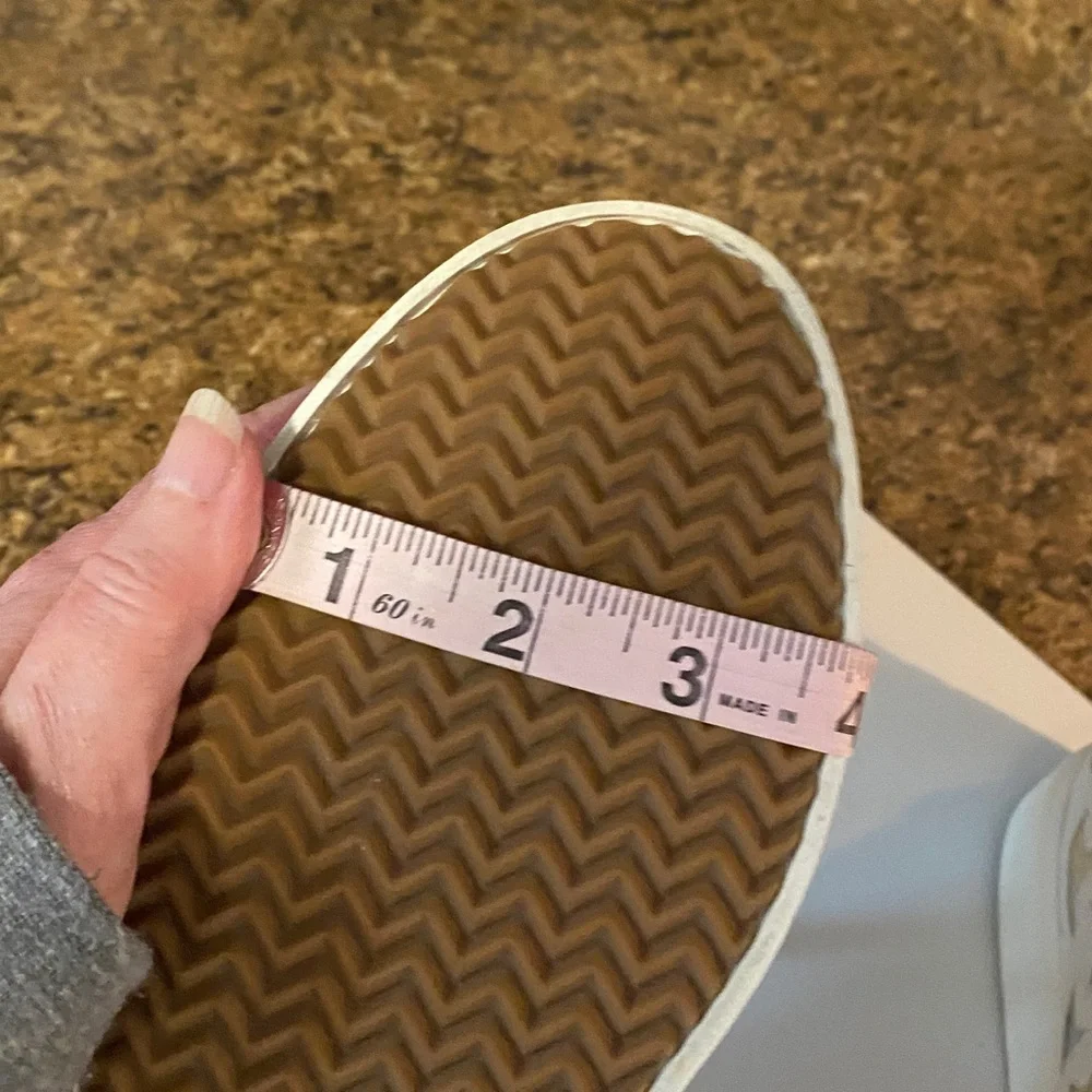 Van Eli Sport Sneakers